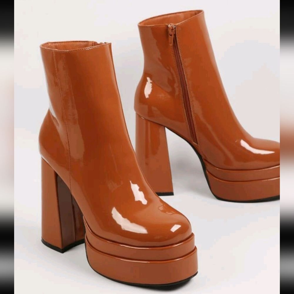 Glossy Brown Platform Heeled Boots